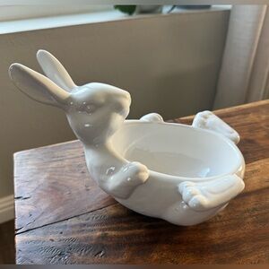 Pottery Barn Bunny Belly Snack Bowl